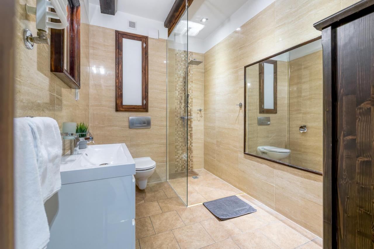Apartamenty K2 Podmurna 36 ทอรูน ภายนอก รูปภาพ